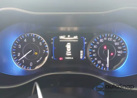 2015 Chrysler 200 Limited z USA, uszkodzony, nr VIN 1C3CCCAB0FN556475